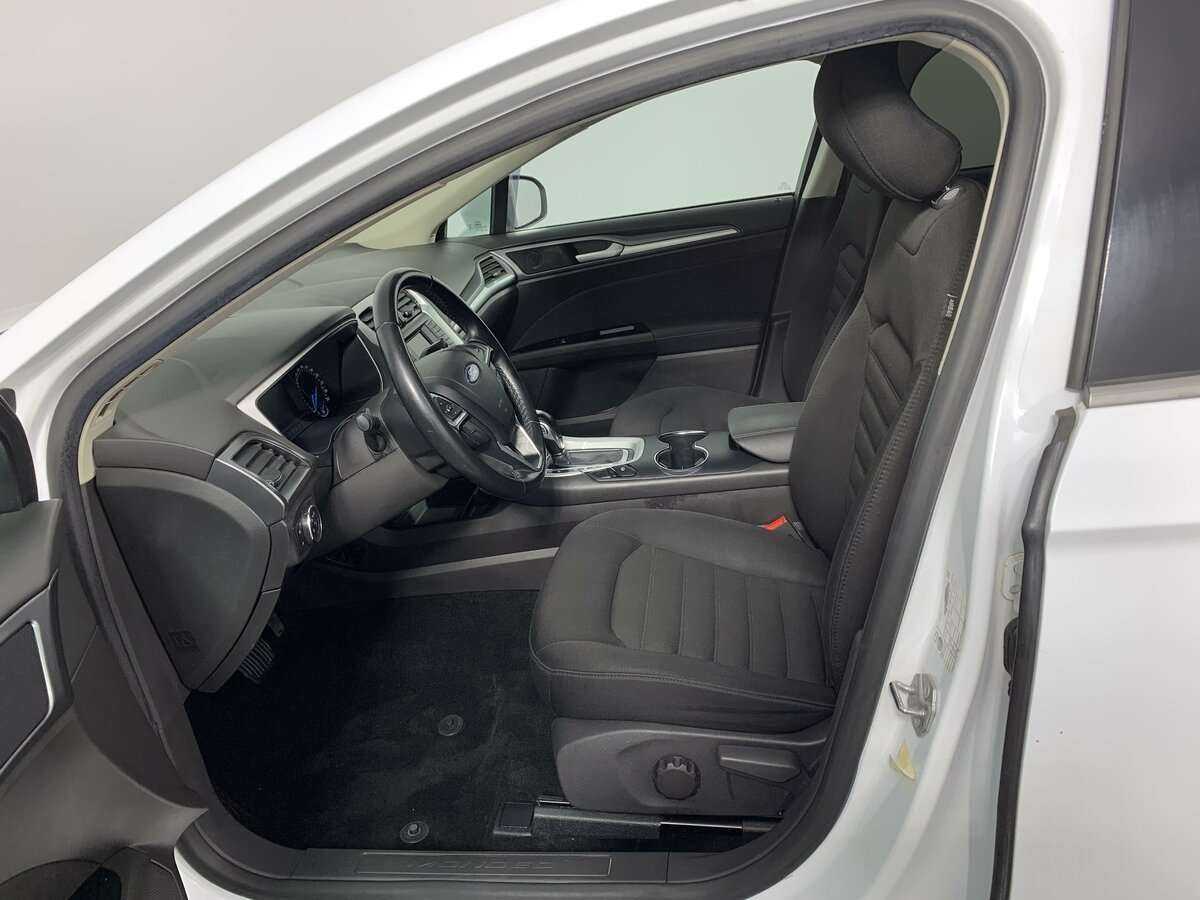 Ford Mondeo, 2018 Фото №13