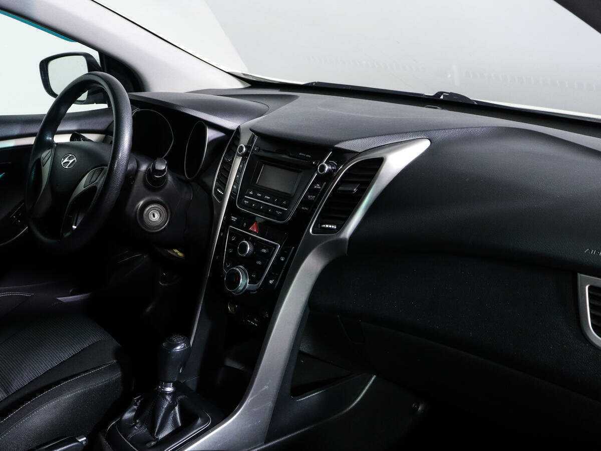 Hyundai i30, 2013 Фото №9