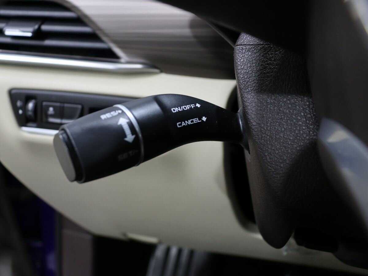 FAW Bestune T77, 2023 Фото №17