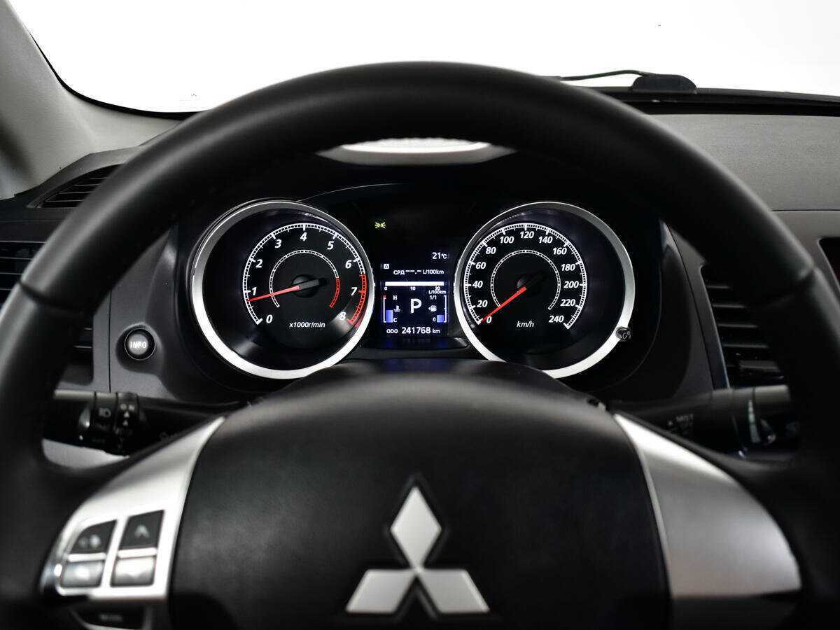 Mitsubishi Lancer, 2012 Фото №11