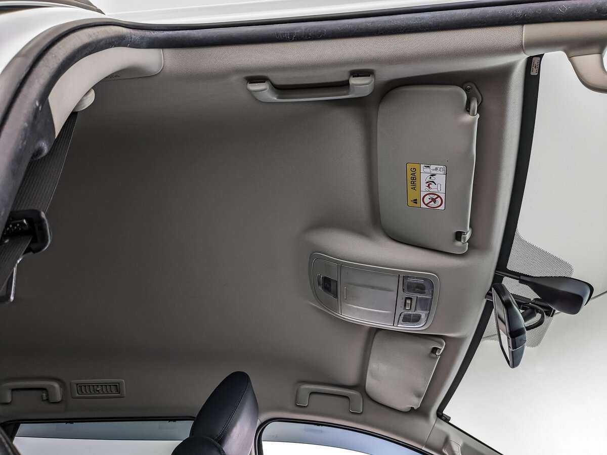 Mitsubishi Pajero Sport, 2017 Фото №19