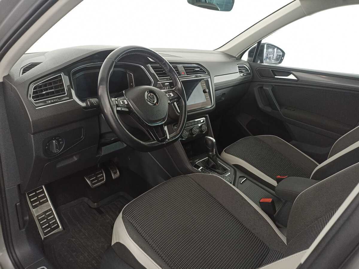 Volkswagen Tiguan, 2019 Фото №16