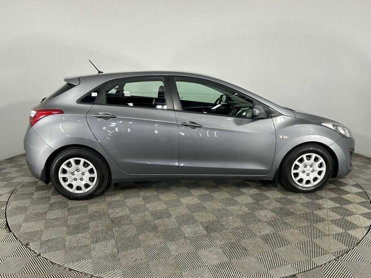 Hyundai i30, 2012 Фото №4