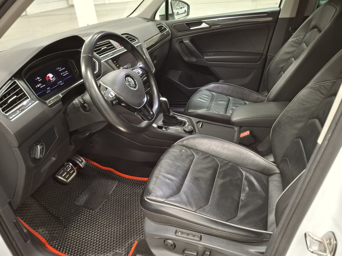 Volkswagen Tiguan II, 2020 Фото №16