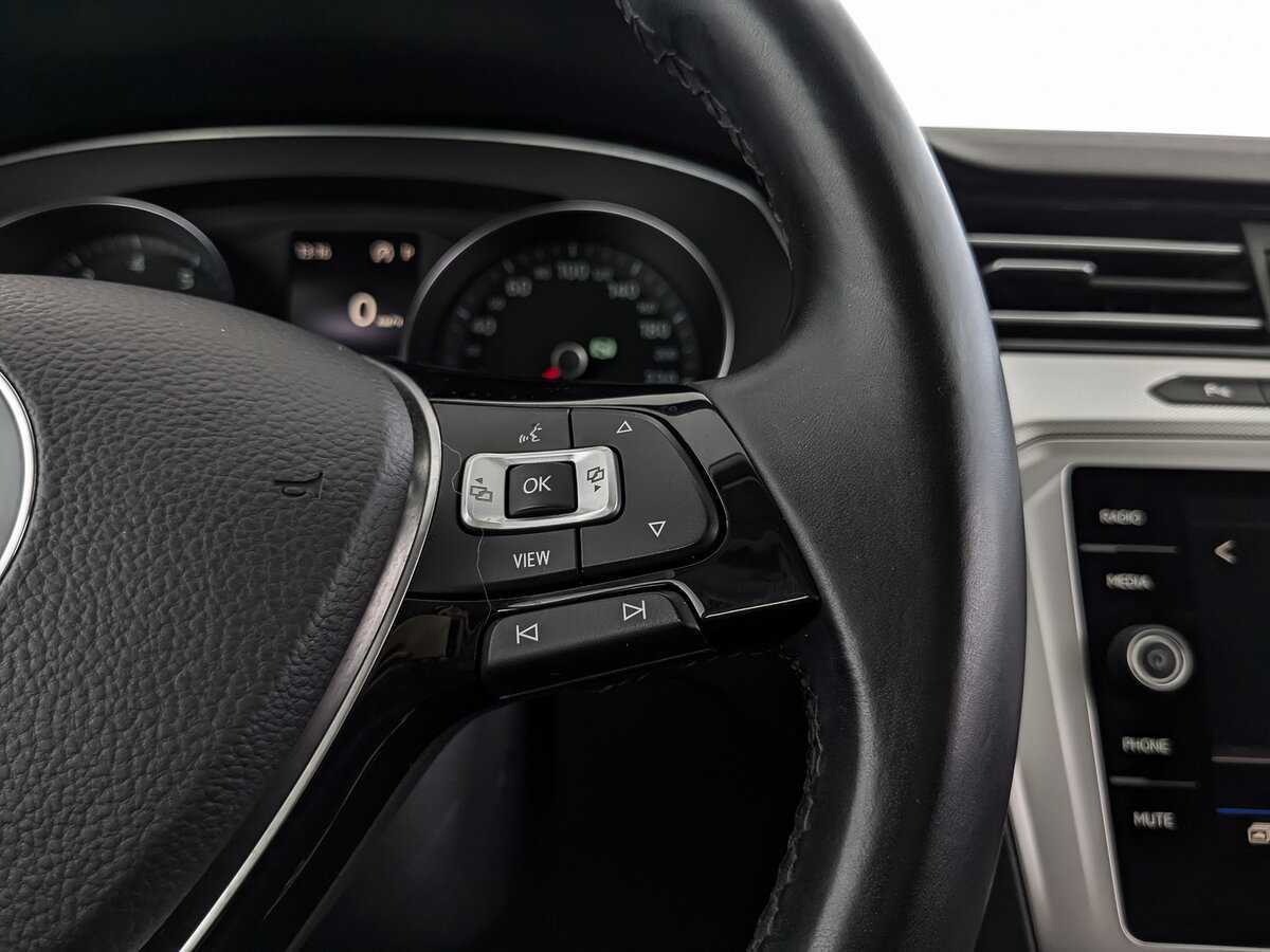 Volkswagen Passat, 2019 Фото №28