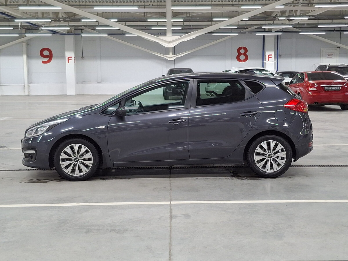 Kia Ceed II Рестайлинг, 2018 Фото №8