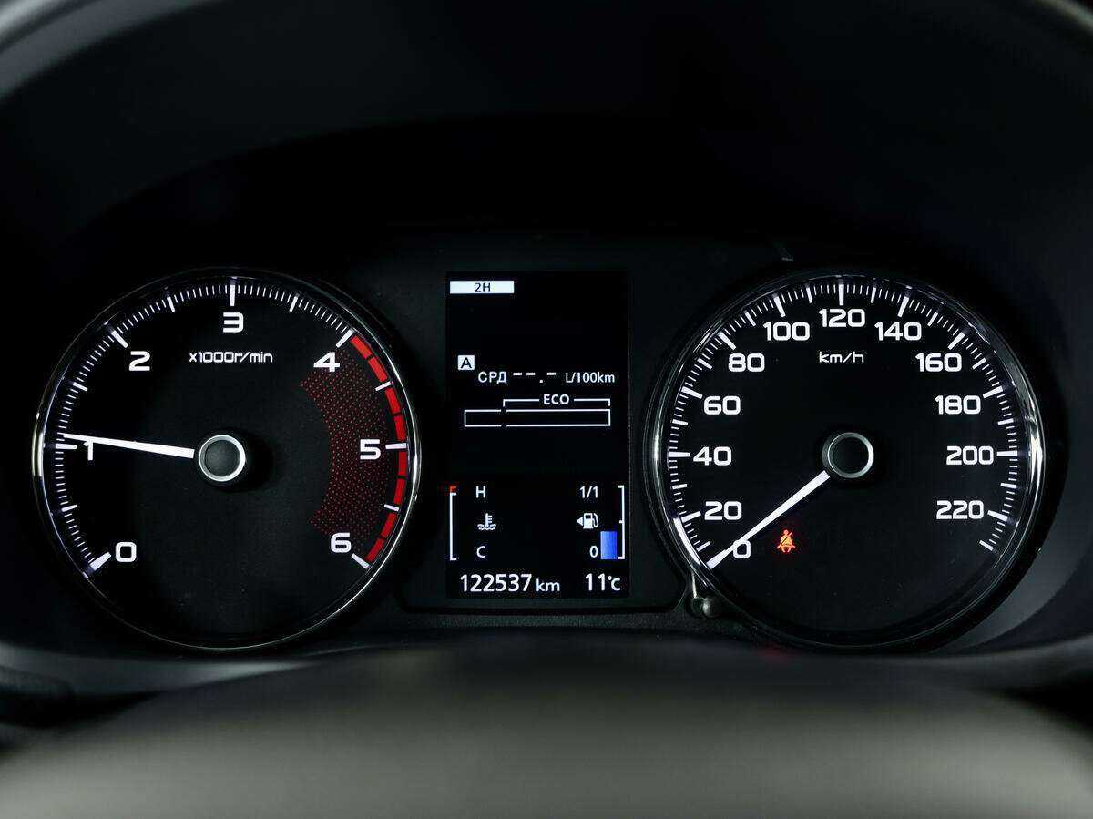 Mitsubishi Pajero Sport, 2018 Фото №18