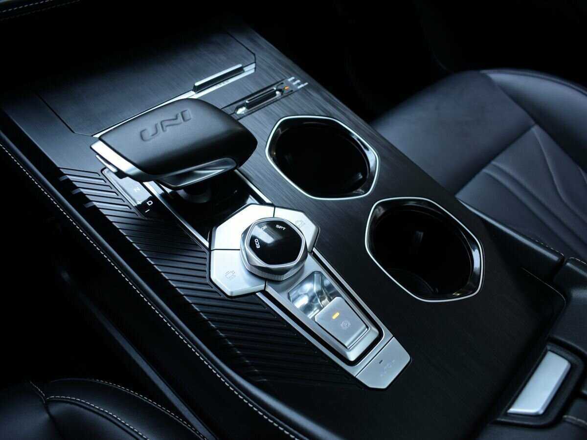 Changan UNI-K, 2023 Фото №13