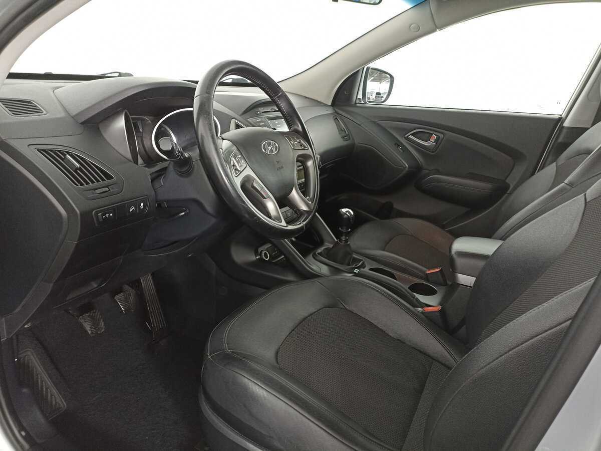 Hyundai ix35, 2013 Фото №14