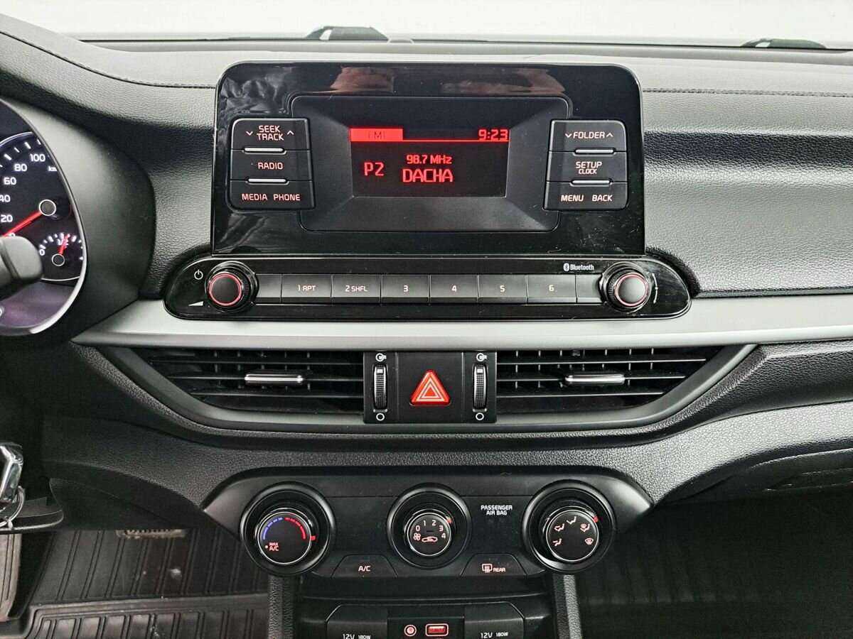 Kia Cerato, 2018 Фото №13