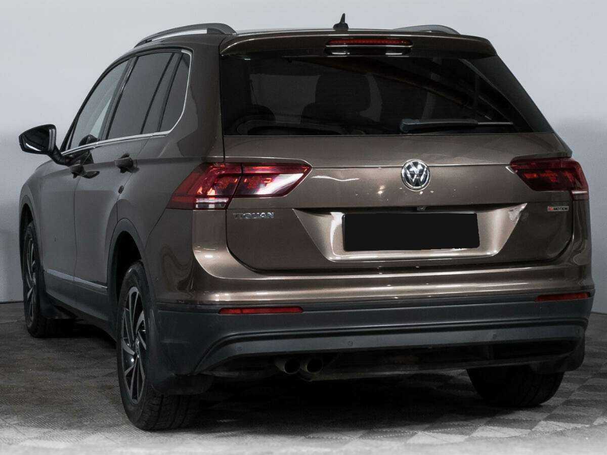 Volkswagen Tiguan, 2018 Фото №7