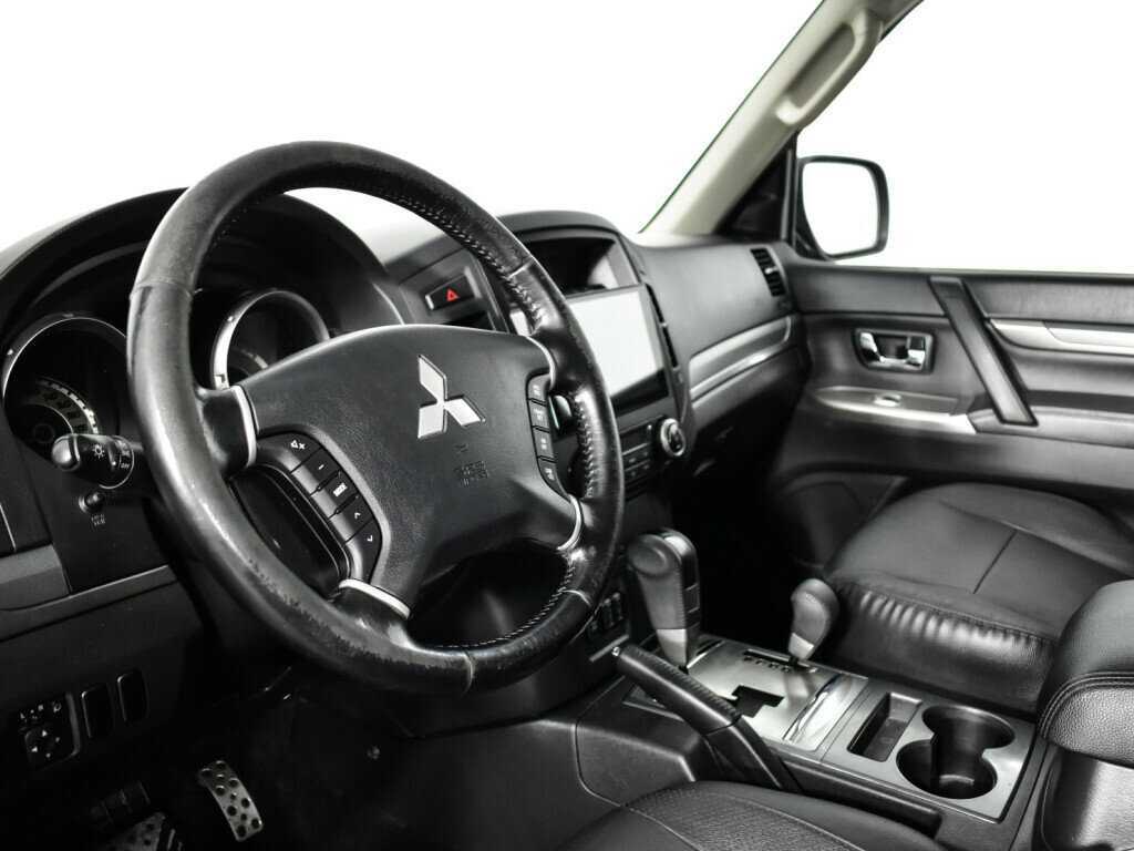 Mitsubishi Pajero, 2014 Фото №13