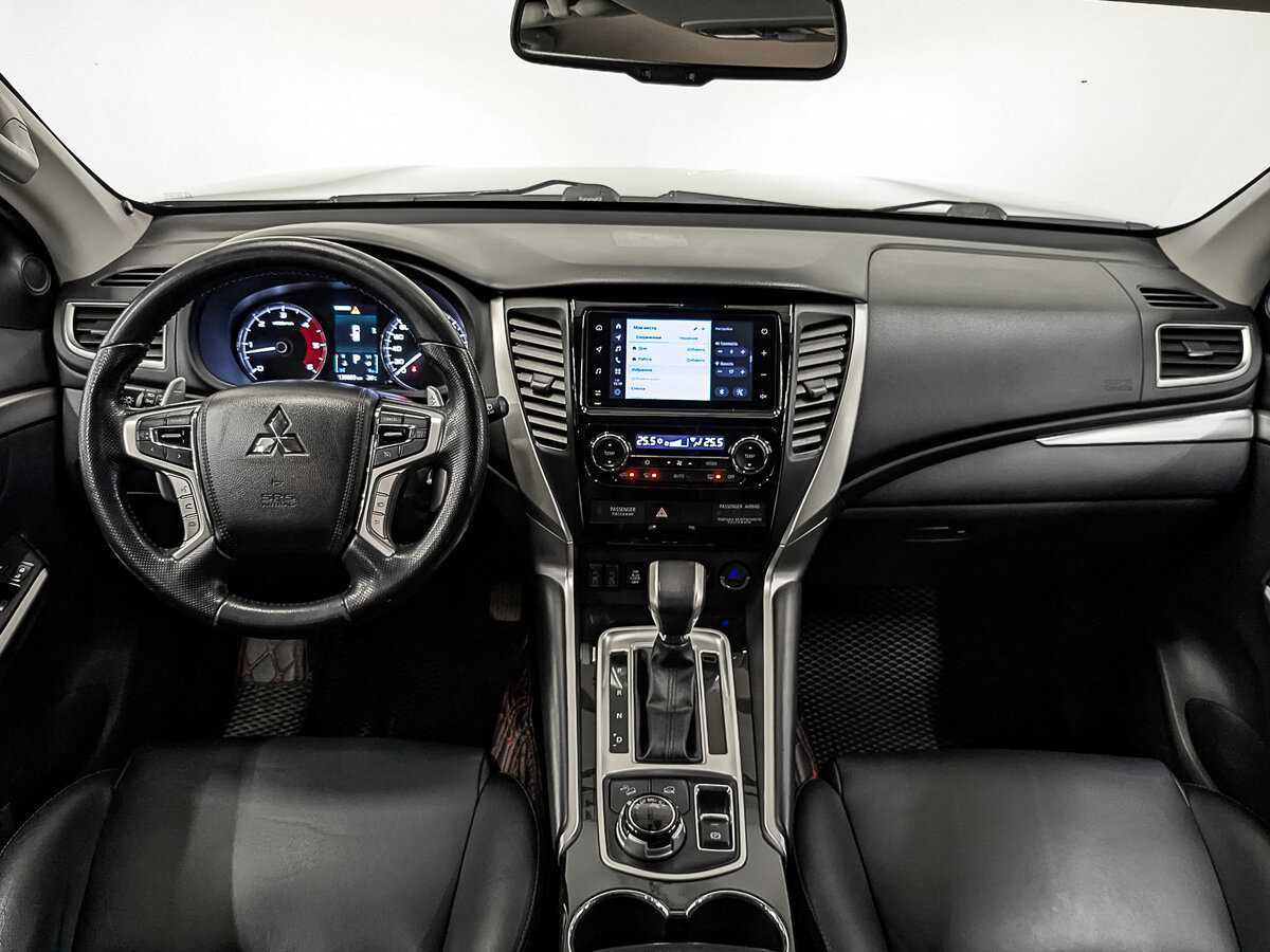 Mitsubishi Pajero Sport, 2020 Фото №14