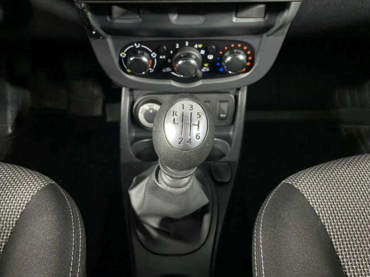 Renault Duster, 2018 Фото №10