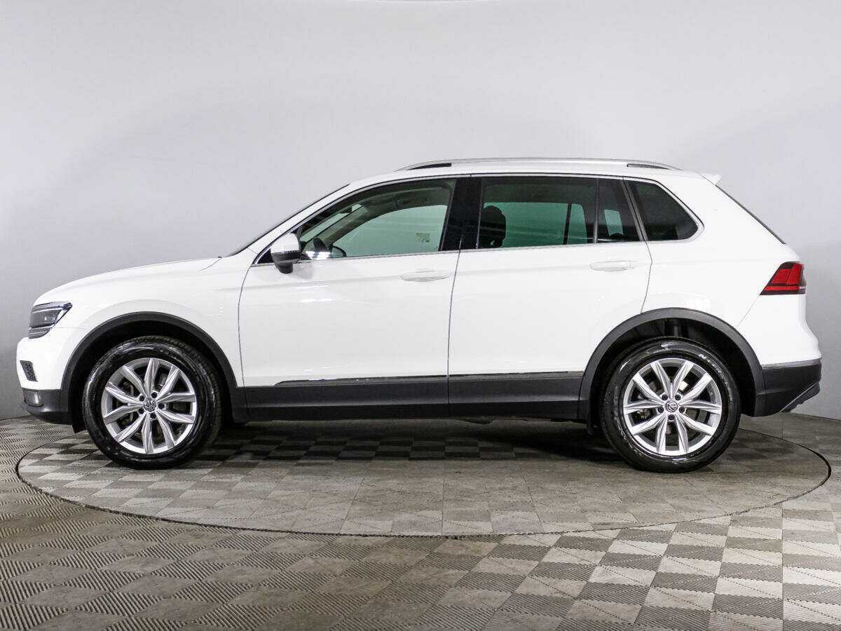 Volkswagen Tiguan, 2018 Фото №8