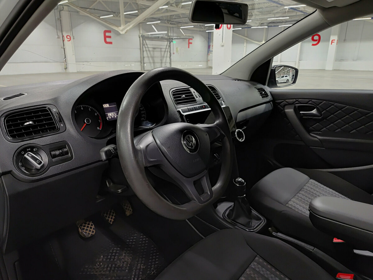 Volkswagen Polo V Рестайлинг, 2017 Фото №16