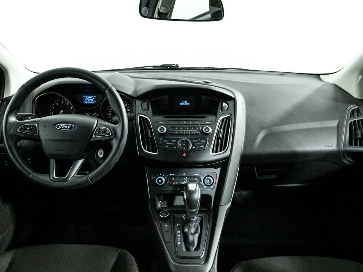 Ford Focus, 2018 Фото №13