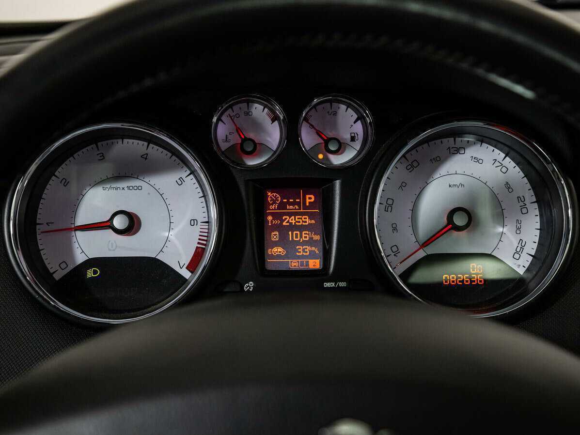 Peugeot 308, 2013 Фото №12