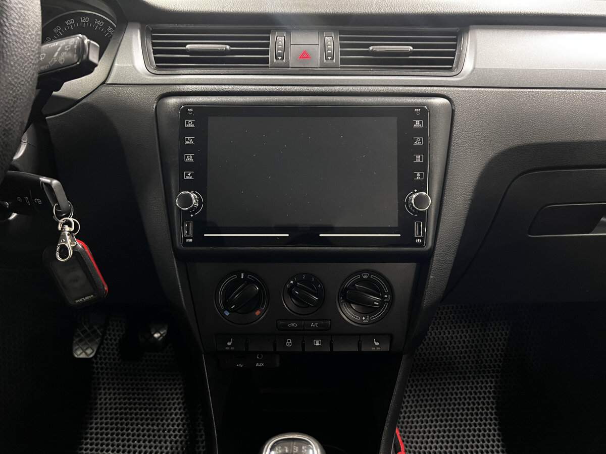 Skoda Rapid, 2016 Фото №15