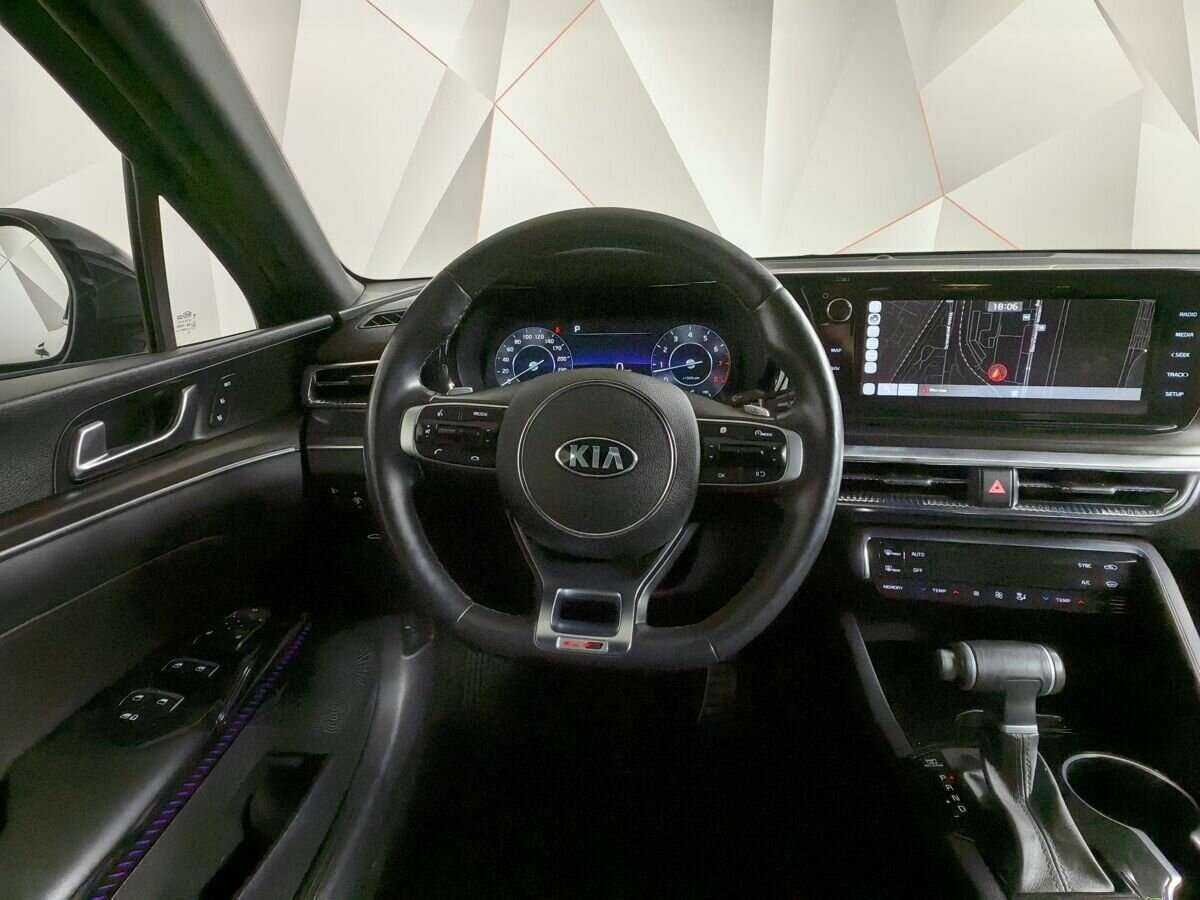 Kia K5, 2021 Фото №15
