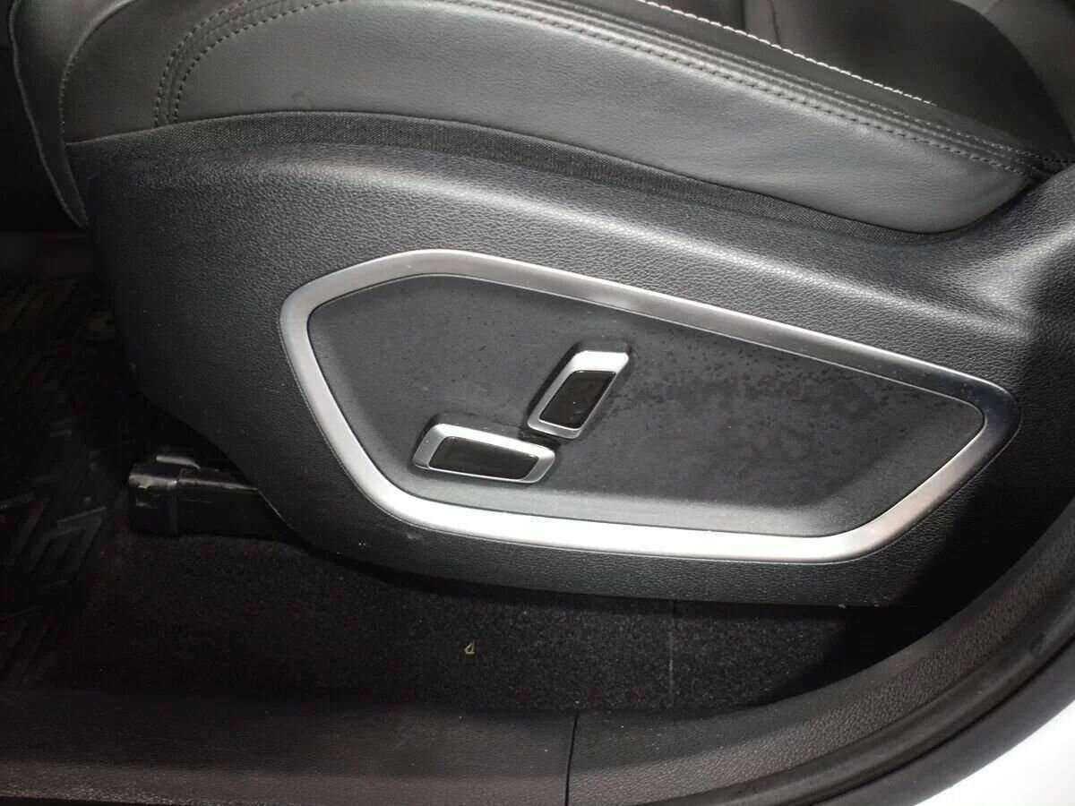 Geely Tugella, 2021 Фото №7