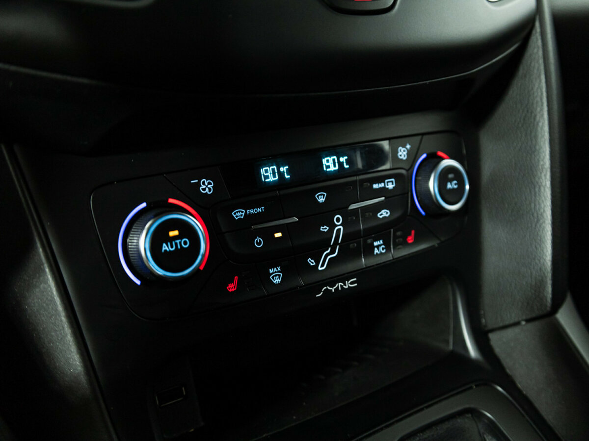 Ford Focus III Рестайлинг, 2018 Фото №15