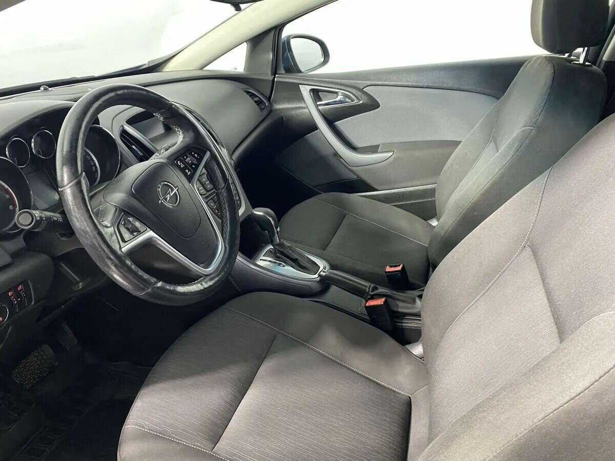 Opel Astra GTC, 2013 Фото №9