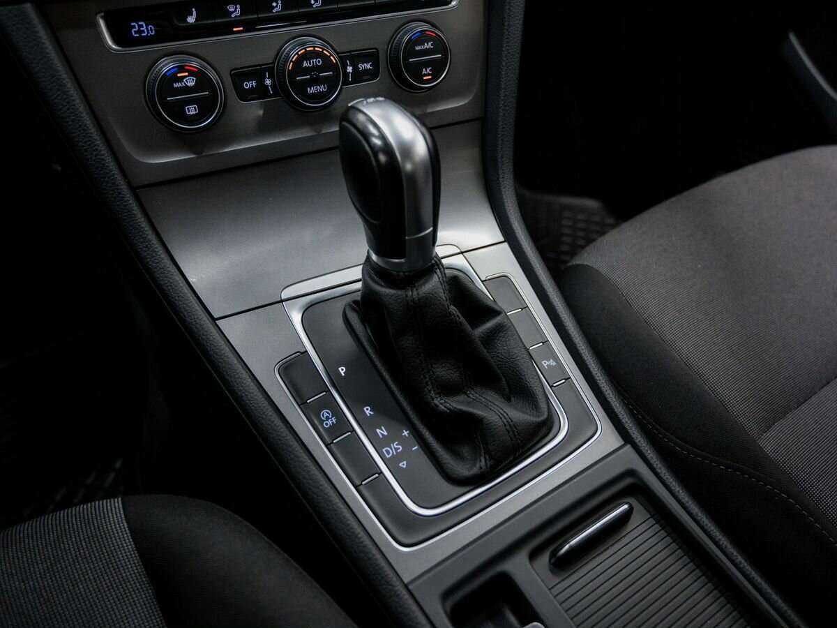 Volkswagen Golf, 2014 Фото №19