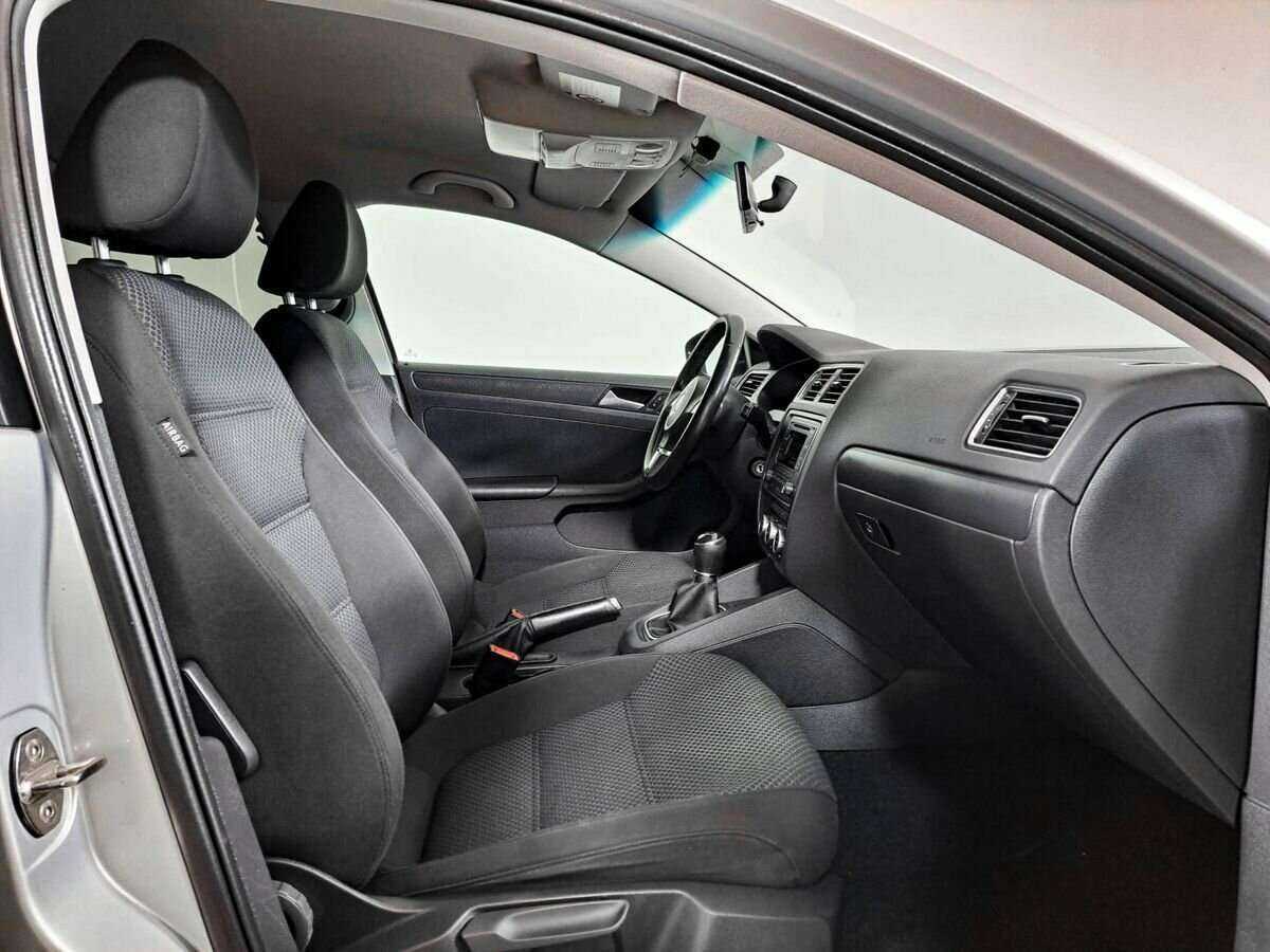 Volkswagen Jetta, 2014 Фото №7
