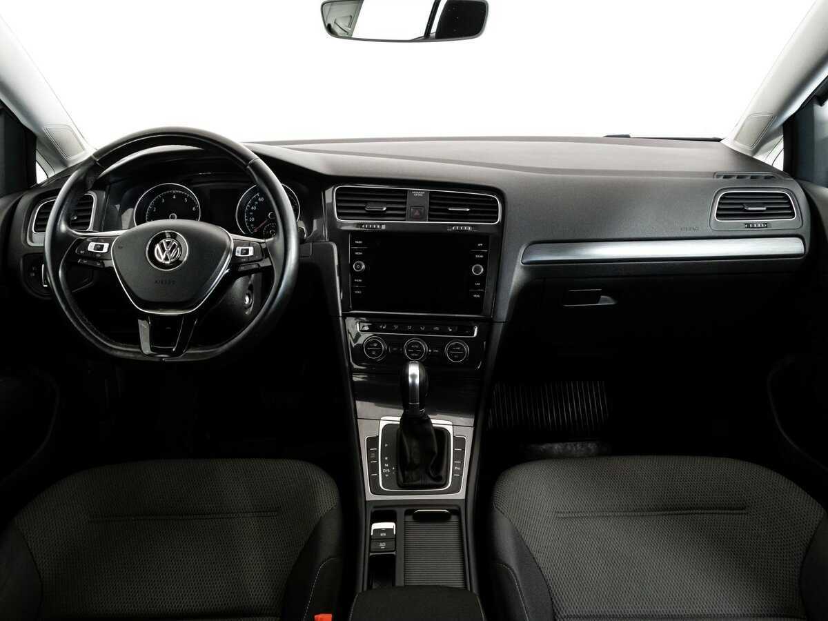 Volkswagen Golf, 2018 Фото №8