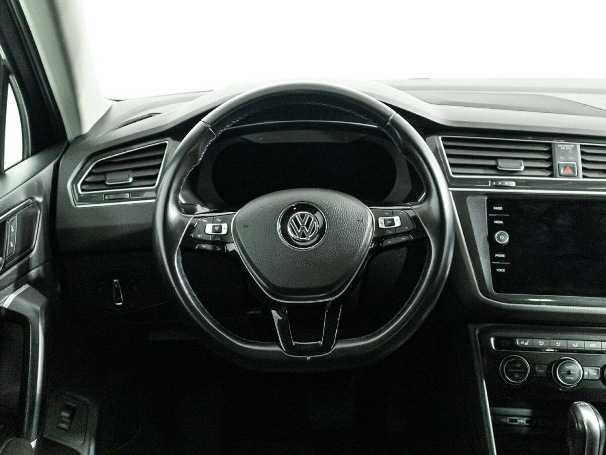 Volkswagen Tiguan, 2018 Фото №23