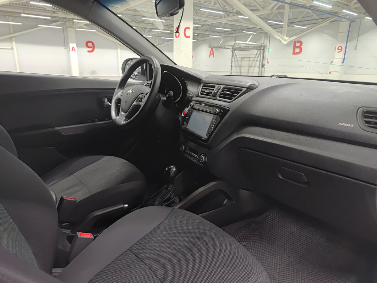Kia Rio III Рестайлинг, 2016 Фото №11