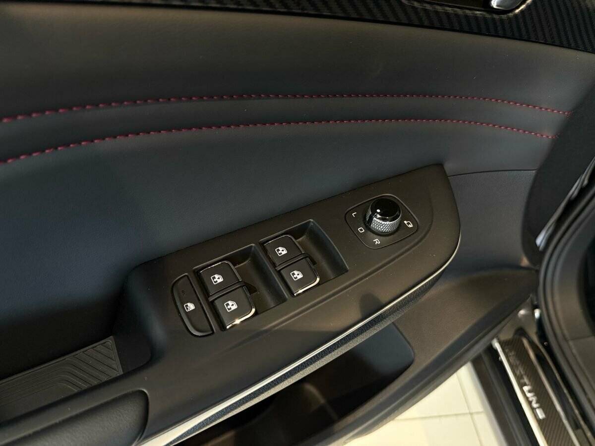 FAW Bestune T55, 2023 Фото №13