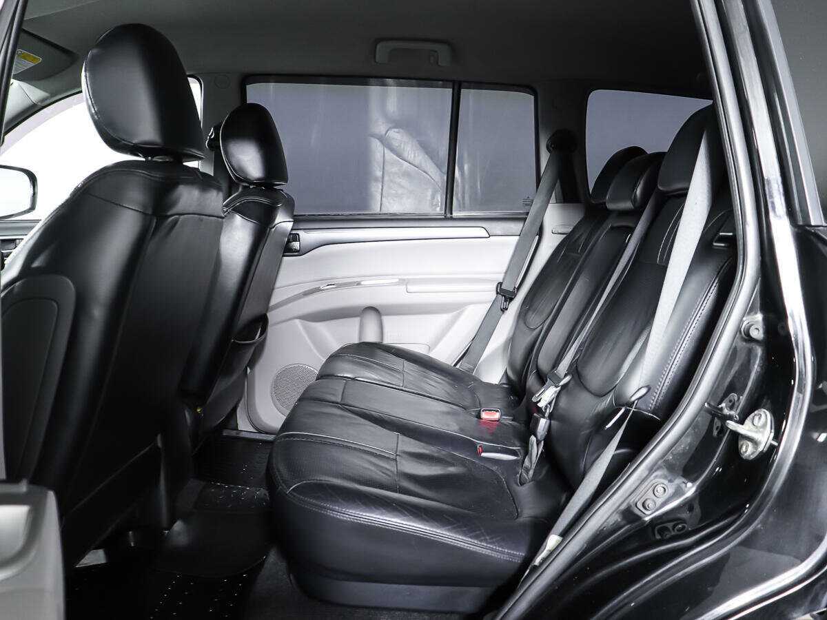 Mitsubishi Pajero Sport, 2014 Фото №9