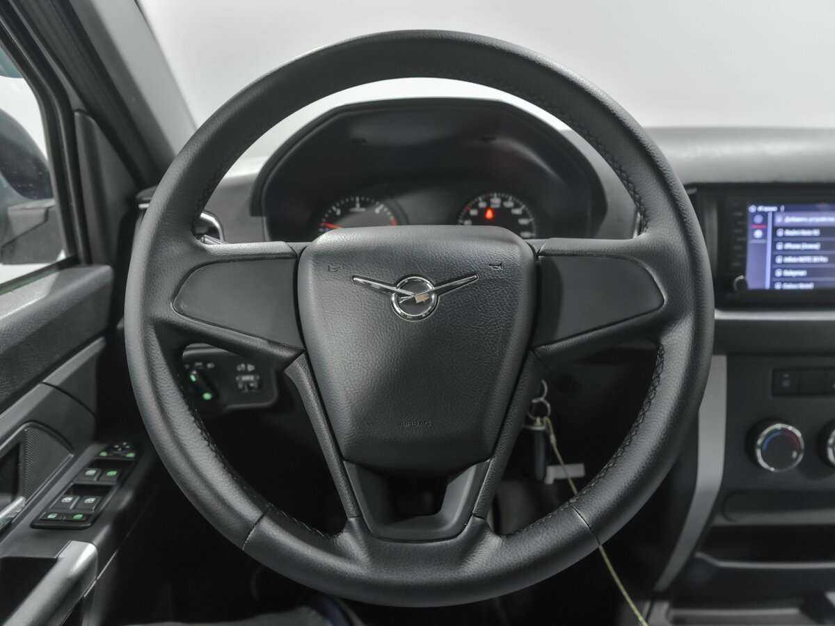 УАЗ Patriot, 2017 Фото №8