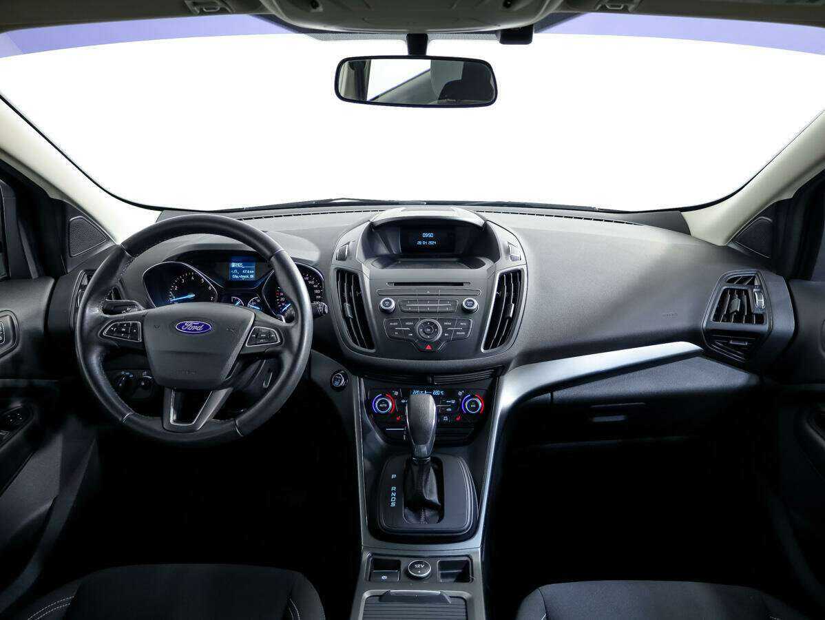 Ford Kuga, 2018 Фото №9