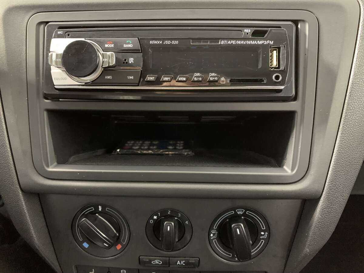 Skoda Rapid, 2017 Фото №15