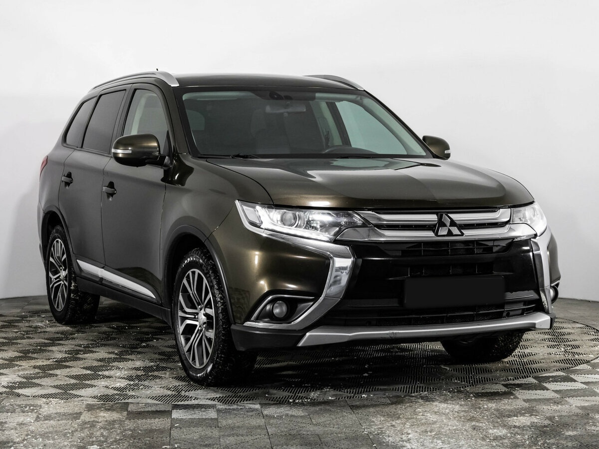 Mitsubishi Outlander III Рестайлинг 2, 2015 Фото №3