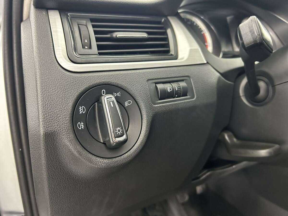 Skoda Rapid, 2016 Фото №9