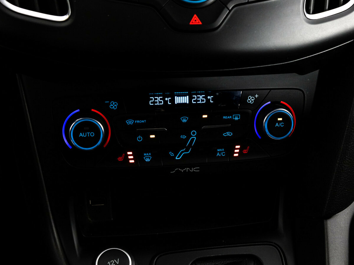 Ford Focus III Рестайлинг, 2017 Фото №11