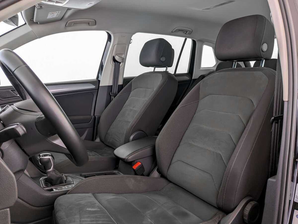 Volkswagen Tiguan, 2021 Фото №16
