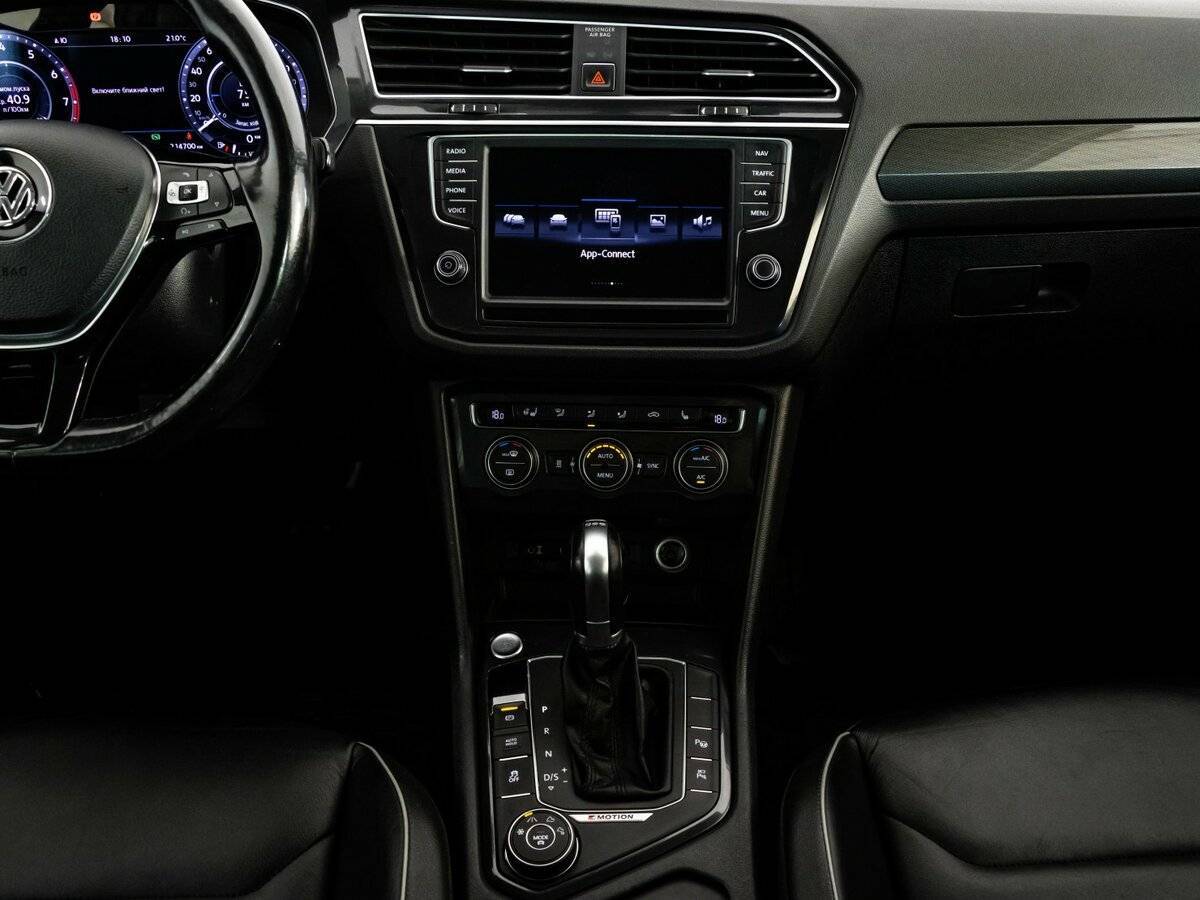 Volkswagen Tiguan, 2017 Фото №14