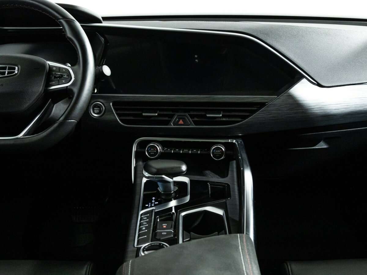 Geely Tugella, 2021 Фото №14