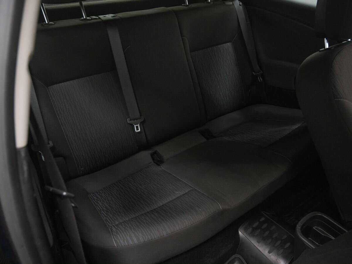 Opel Astra GTC, 2013 Фото №8