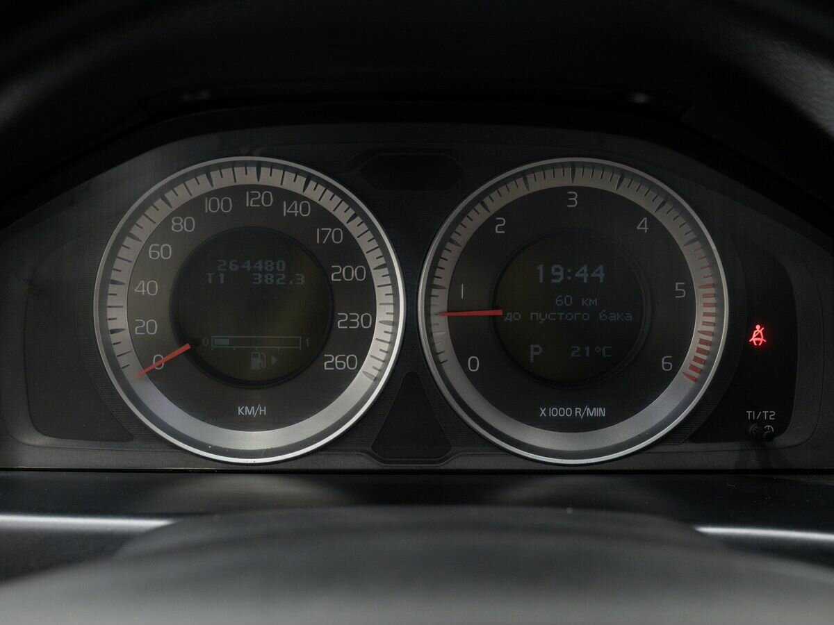 Volvo XC70, 2012 Фото №20