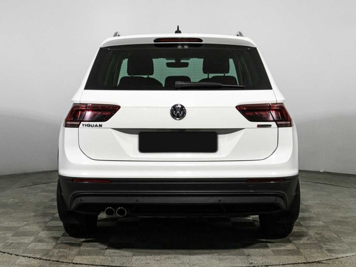 Volkswagen Tiguan, 2018 Фото №6