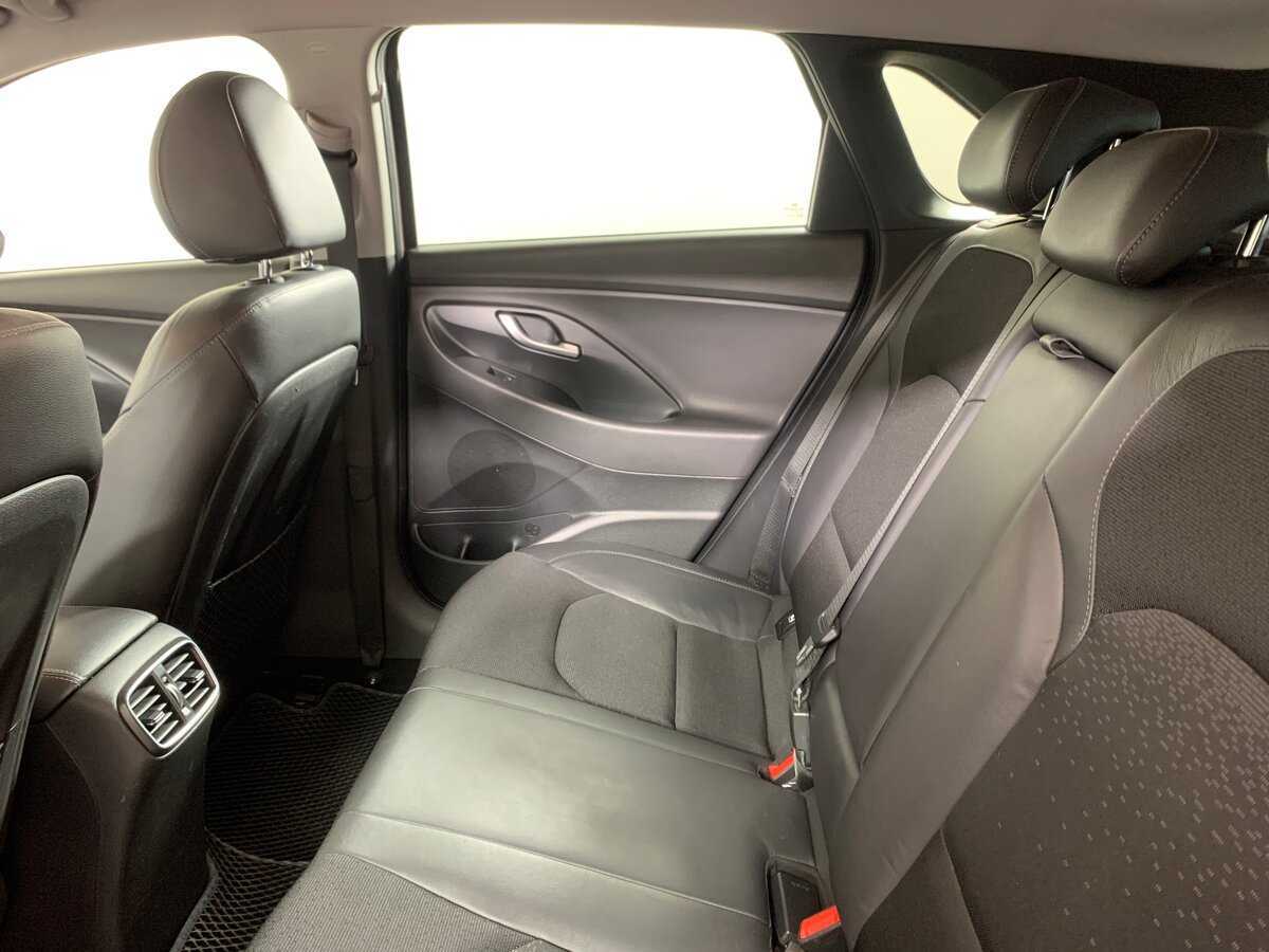 Hyundai i30, 2017 Фото №19