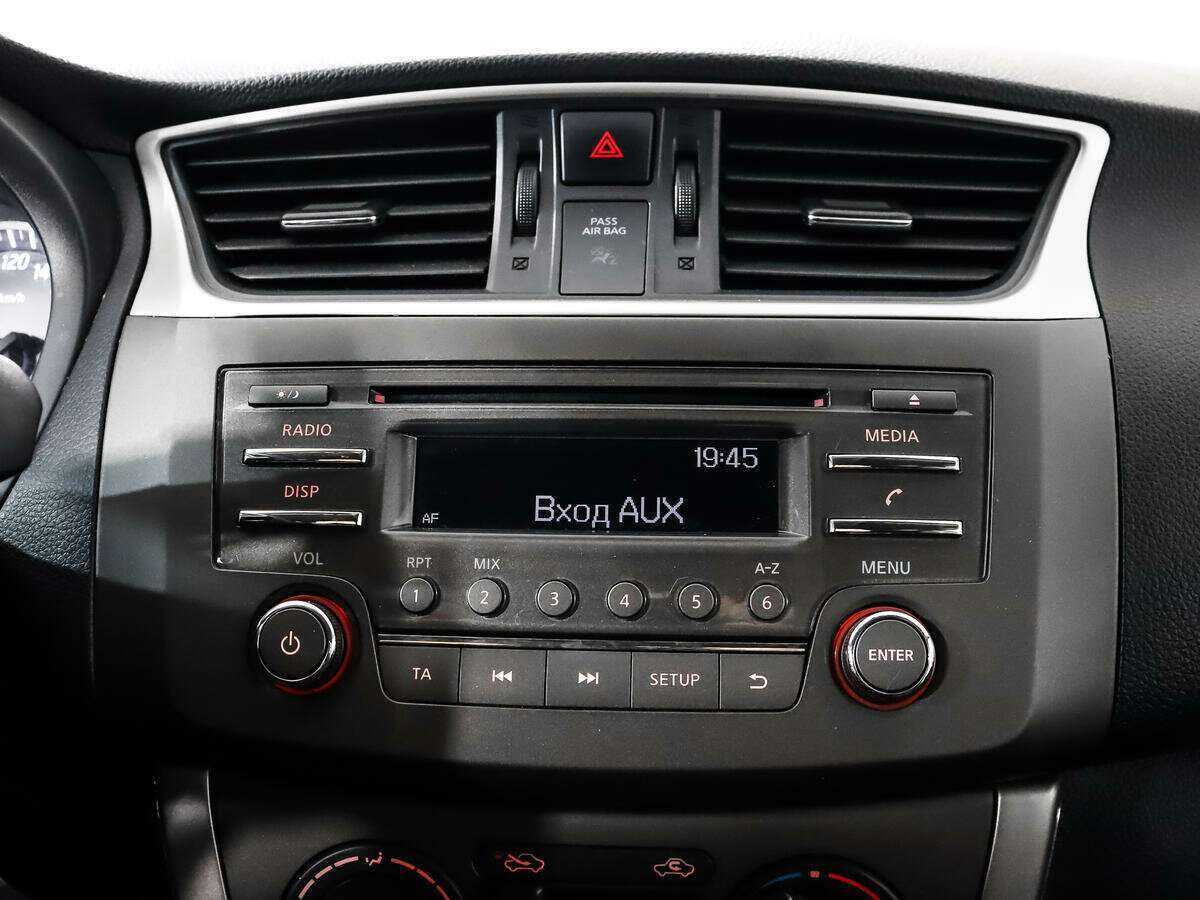 Nissan Sentra, 2014 Фото №10