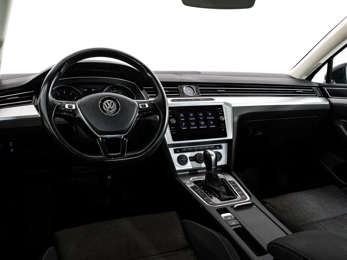 Volkswagen Passat, 2018 Фото №10