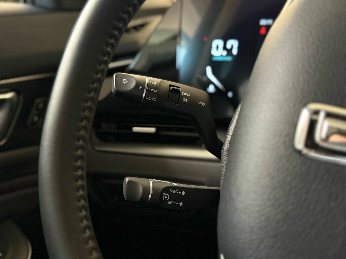 FAW Bestune T55, 2023 Фото №24